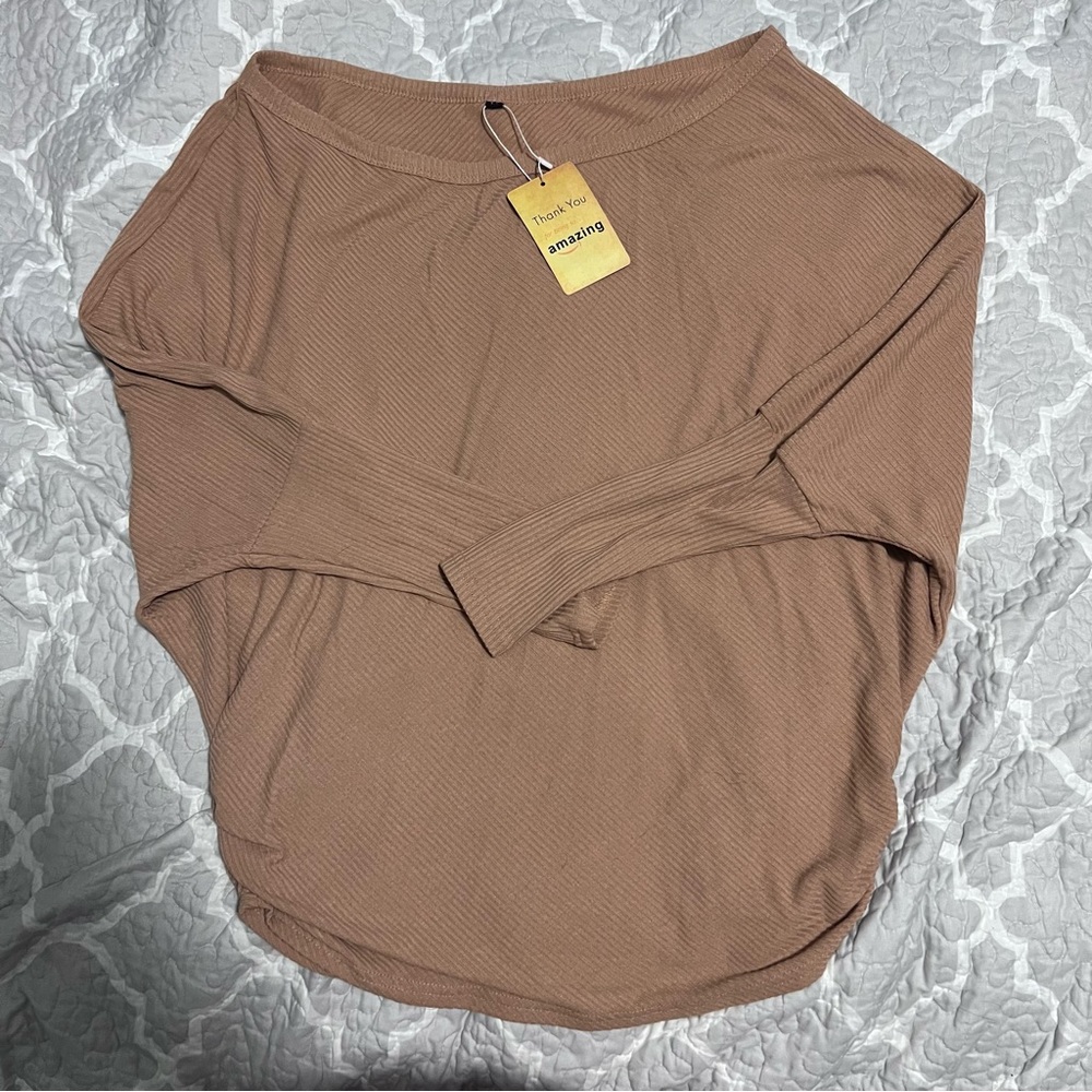 Pink slouchy sweater from Amazon. NWT. Size Medium. Never worn